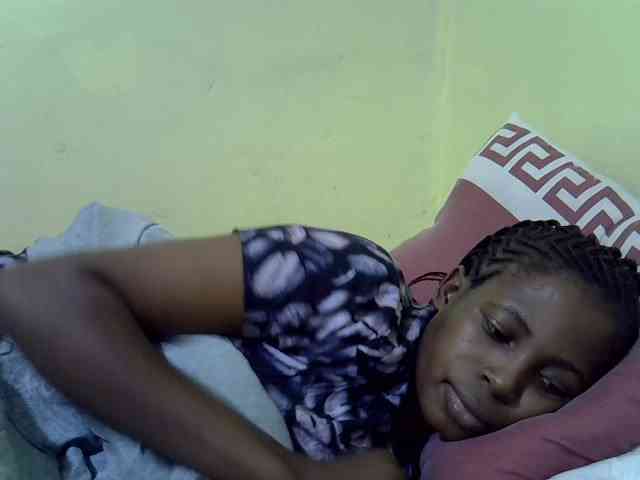 ebonyassaa webcam