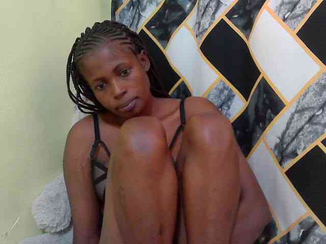 ebonyassaa webcam