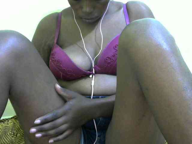ebonyassaa webcam