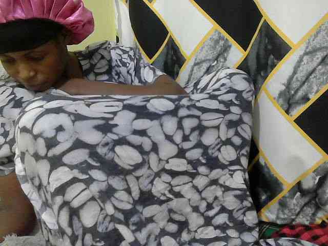 ebonyassaa webcam