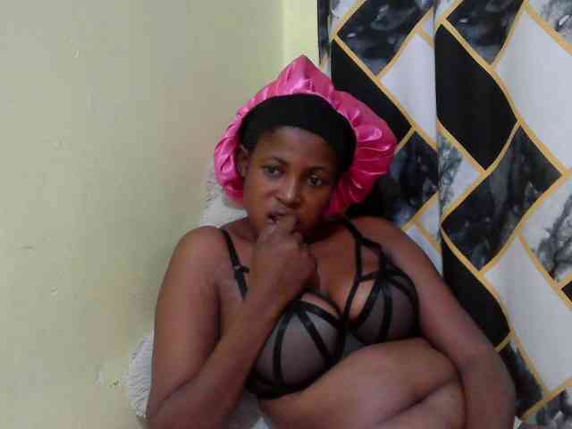 ebonyassaa webcam