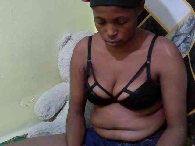 ebonyassaa webcam