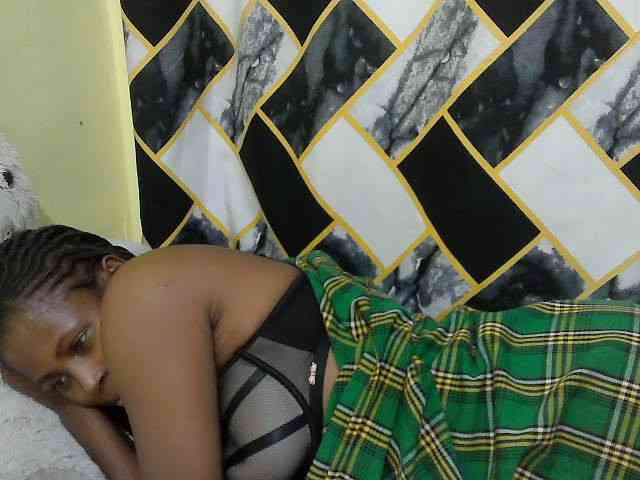 ebonyassaa webcam