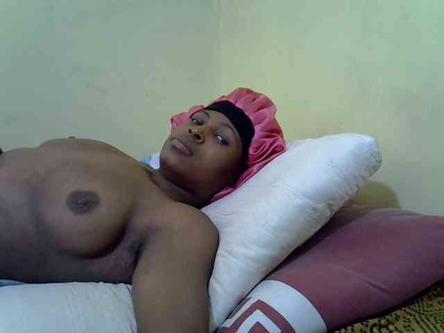 ebonyassaa webcam