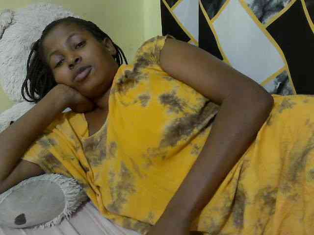 ebonyassaa webcam