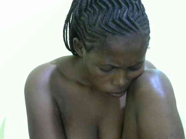 ebonyassaa webcam