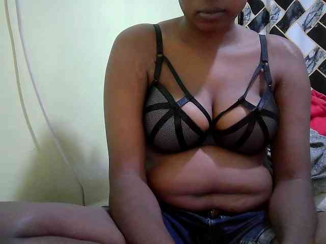 ebonyassaa webcam