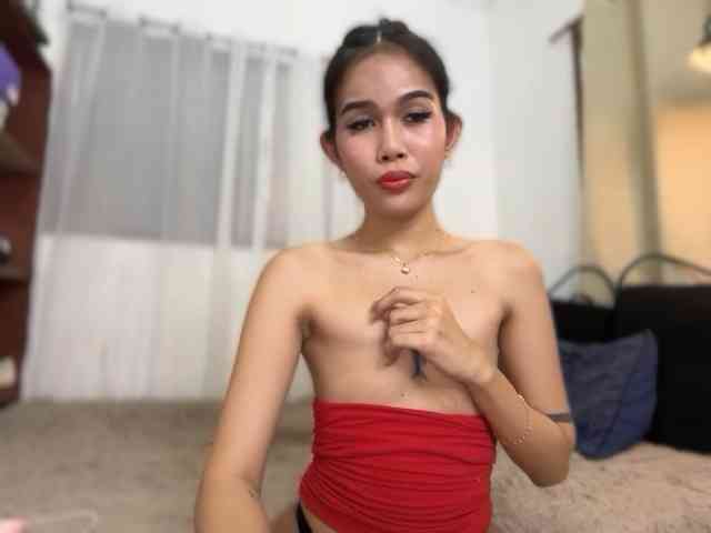 Queen_anastasiya's cam show statistics and live stream