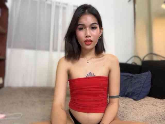 UrbodyInfluence Live Webcam on BongaCams