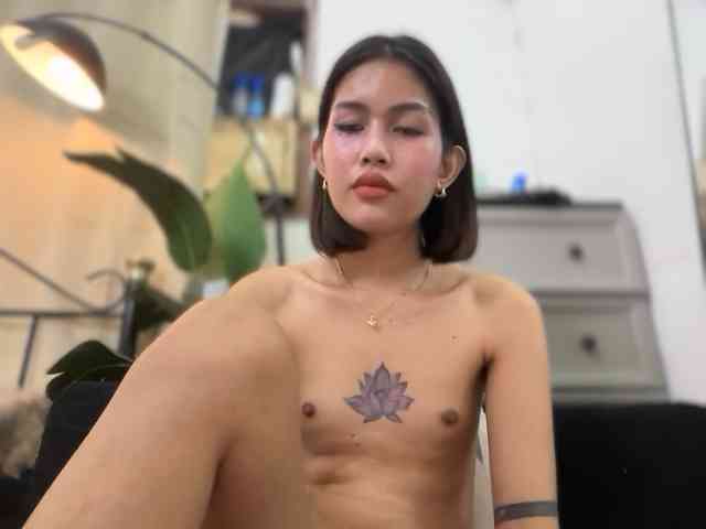 UrbodyInfluence Sex Cam Show