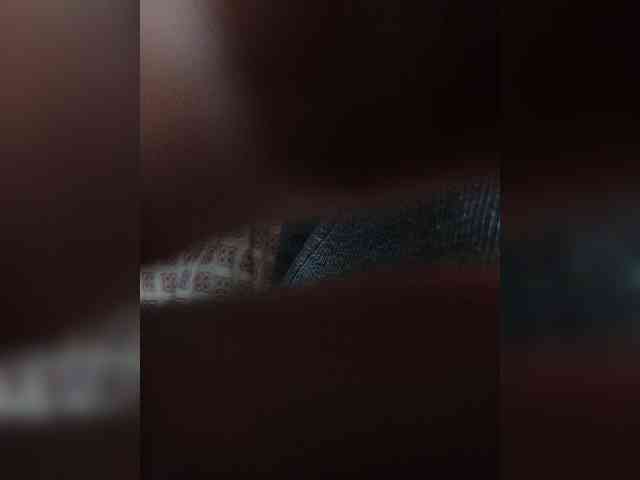 OneofThose251102 Sex Cam Show