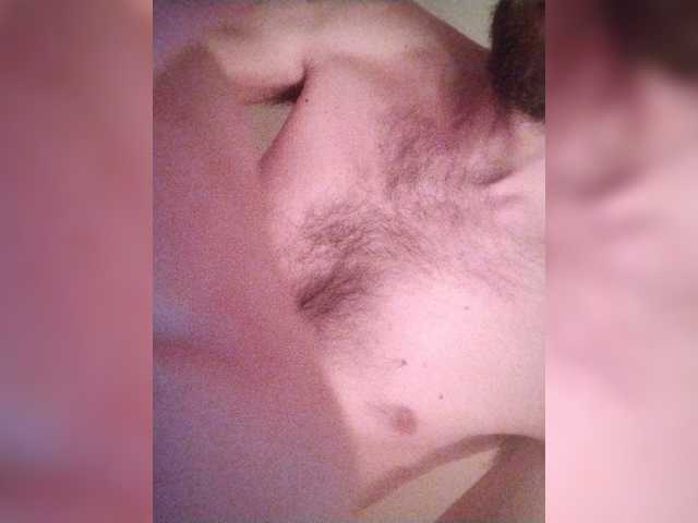 Robert666999 live cam preview
