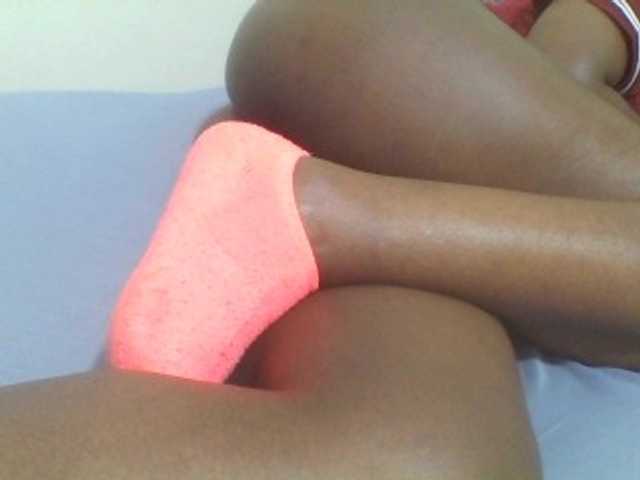 Sweetnana01 live cam on BongaCams