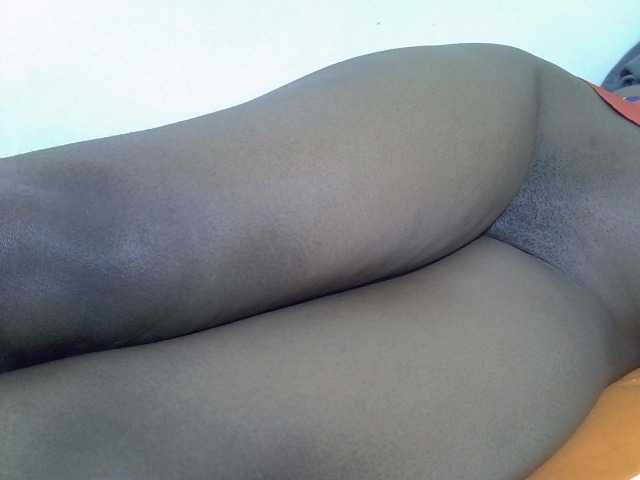 Sweetnana01 live cam on BongaCams
