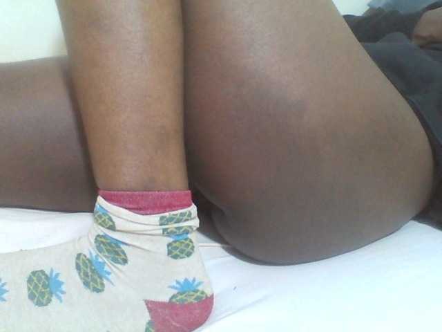 Sweetnana01 live cam on BongaCams