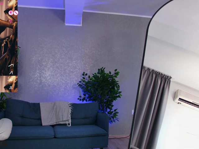 SelenaDaze's BongaCams show and profile