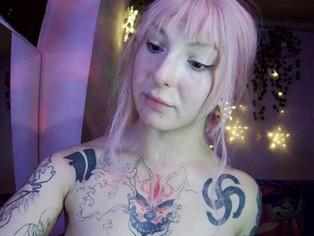 Mini0Melloo Live Cam on BongaCams