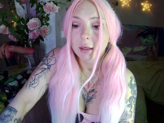 Mini0Melloo live cam on BongaCams