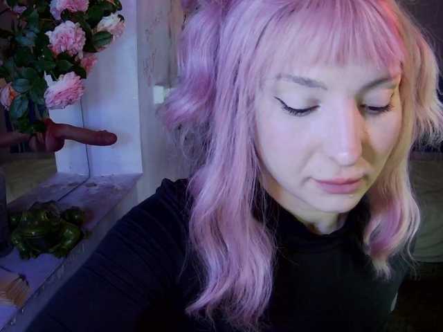 Mini0Melloo live cam on BongaCams