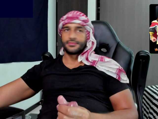 Handsoman11 live webcam show