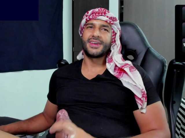 Handsoman11 live webcam show