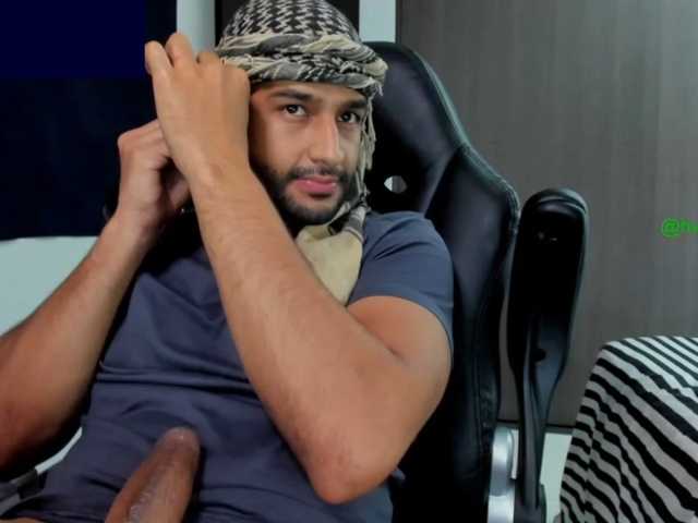 Handsoman11