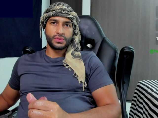 Handsoman11