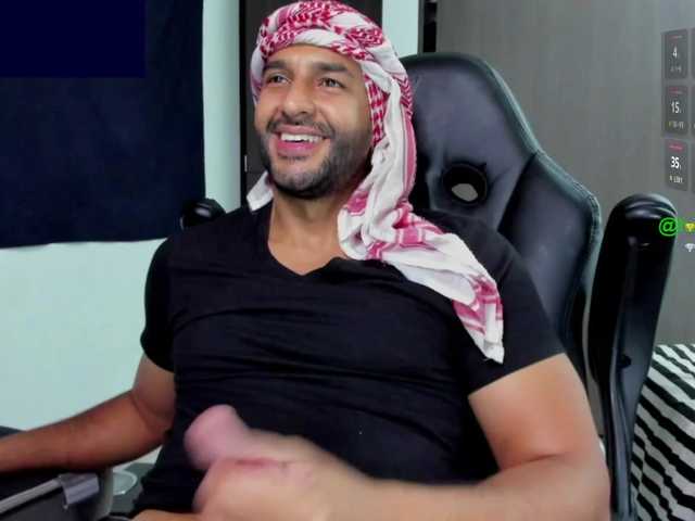 Handsoman11 live cam