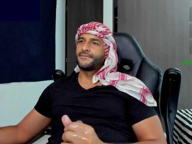 Handsoman11