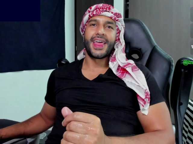 Handsoman11
