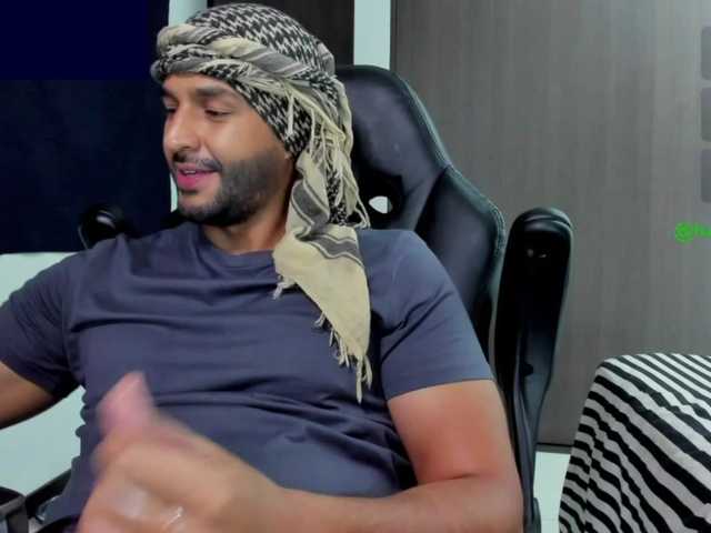 Handsoman11