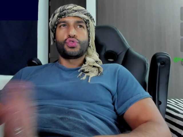 Handsoman11