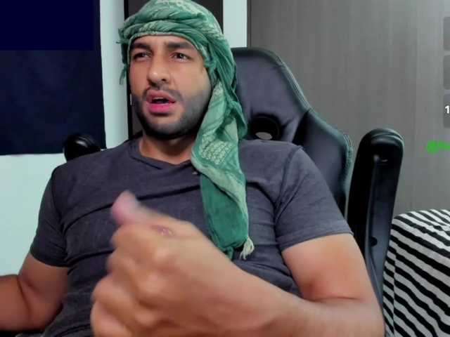 Handsoman11