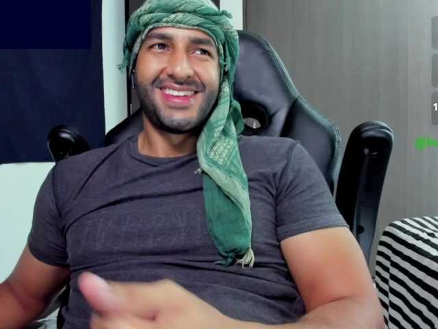 Handsoman11