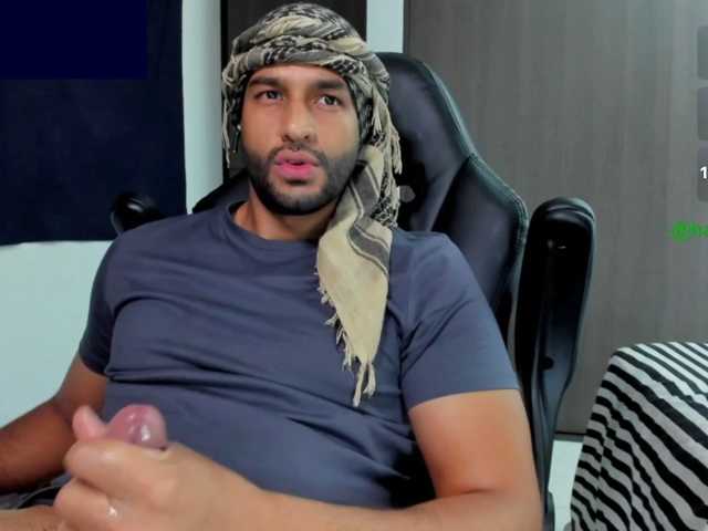 Handsoman11