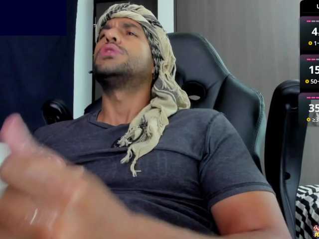 Handsoman11