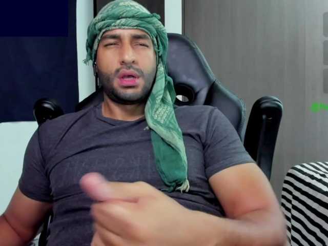 Handsoman11