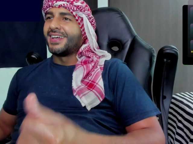 Handsoman11
