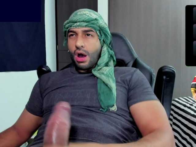 Handsoman11 live webcam show