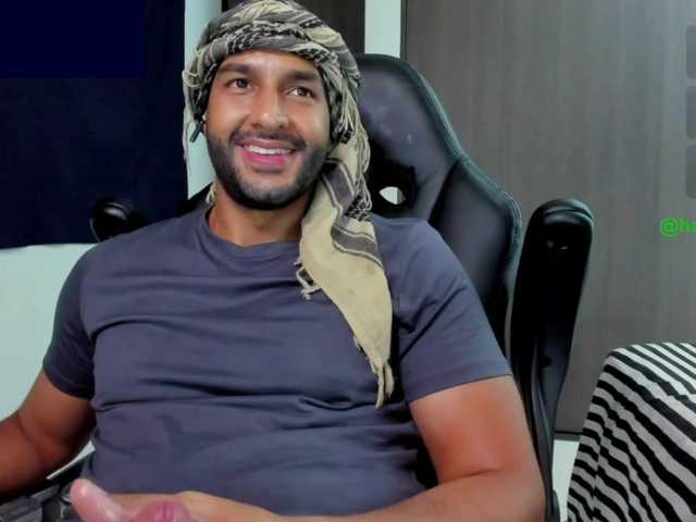 Handsoman11