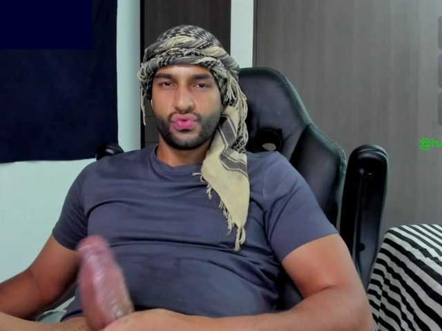 Handsoman11