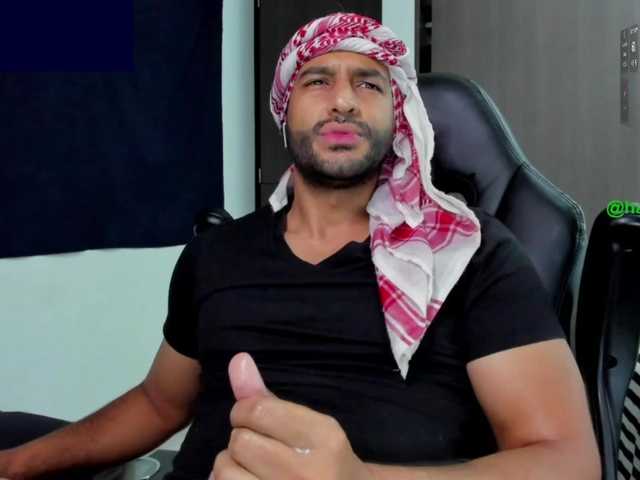 Handsoman11