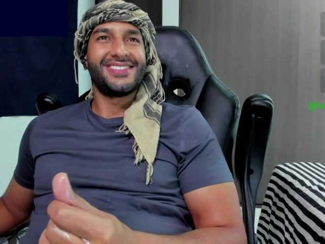 Handsoman11