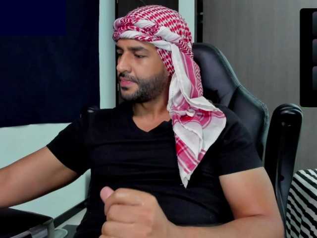Handsoman11