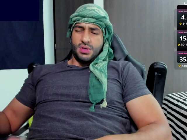 Handsoman11