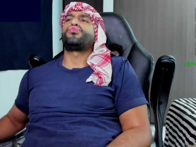 Handsoman11