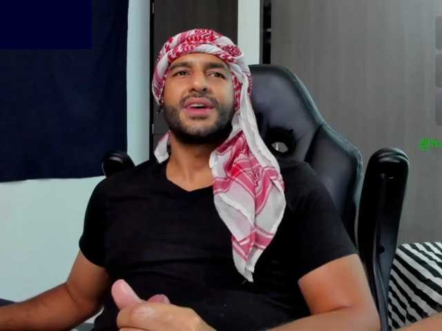 Handsoman11