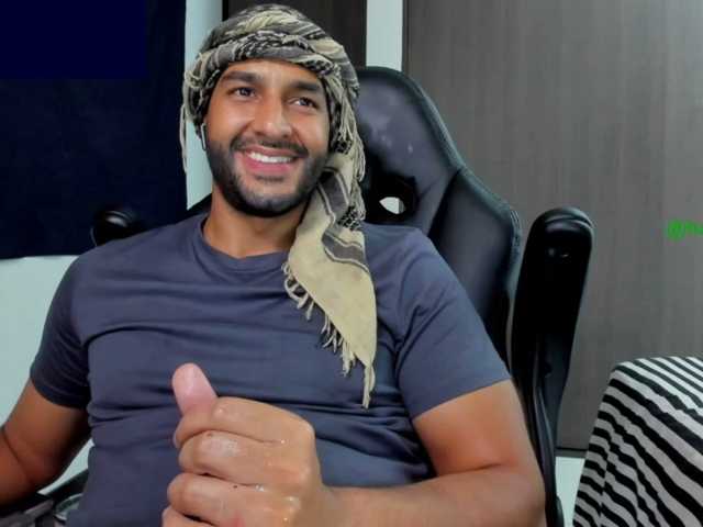 Handsoman11