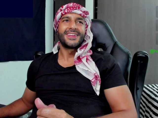 Handsoman11