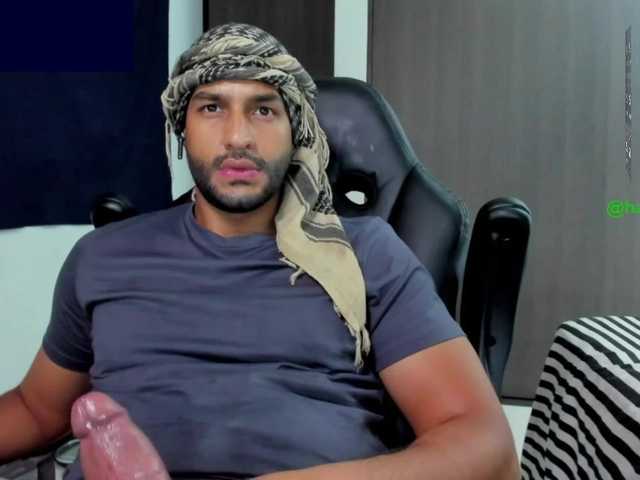 Handsoman11